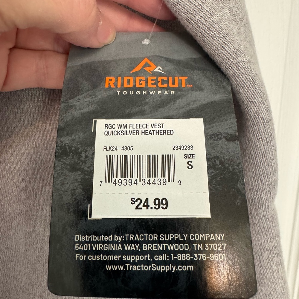 NWT Women's Vest - Picture 5 of 7
